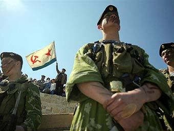 http://img.lenta.ru/news/2008/08/13/decree/picture.jpg
