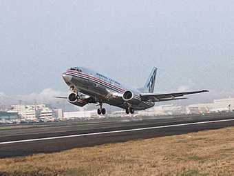 Boeing 737. ���� � ����� www.boeing.com