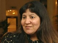 Халима Азиз. Кадр 4 канала британского телевидения Халима Азиз. Кадр 4 канала британского телевидения