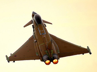 ����������� EF-2000 Typhoon. ���� � ����� airliners.net