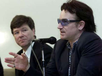 Боно (справа) и Джефри Сакс, фото с сайта u2.com