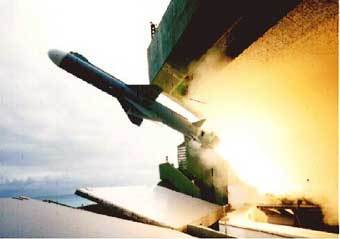 Пуск ракеты Hsiung Feng IIE. Фото lh4.ggpht.com