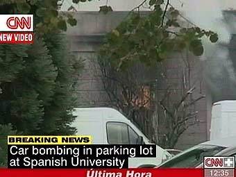 Кадр телеканала CNN с места событий. Кадр телеканала CNN с места событий.