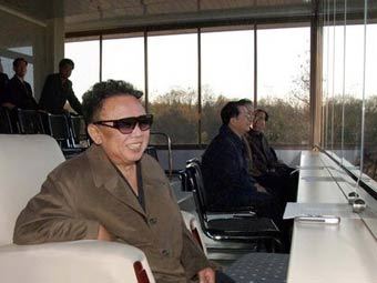 Фото Ким Чен Ира, распространенное СМИ КНДР осенью 2008 года. Снимок получен по каналам ©AFP