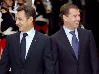 Николя Саркози (слева) и Дмитрий Медведев. Фото ©AFP