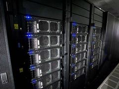 Второй петафлоповый суперкомпьютер не стал самым мощным в мире