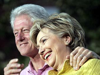 Билл и Хиллари Клинтон. Фото ©AFP