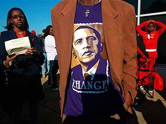 Житель Алабамы в футболке с Обамой. Фото ©AFP