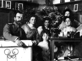 Царская семья Романовых. Фото с сайта archives.gov 