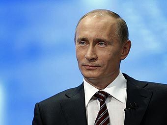 Владимир Путин во время "прямой линии" с гражданами. Фото с сайта premier.gov.ru