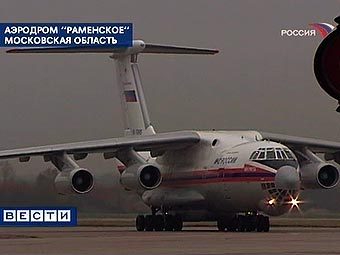 Ил-76 МЧС России. Кадр телеканала 'Россия' Ил-76 МЧС России. Кадр телеканала 'Россия'