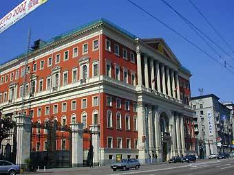 Мэрия Москвы. Фото с сайта walks.ru