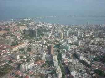  .    angola.org.uk