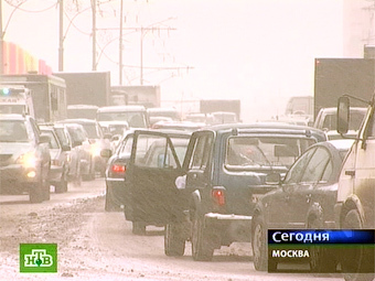Пробка в Москве. Кадр телеканала НТВ. Архив