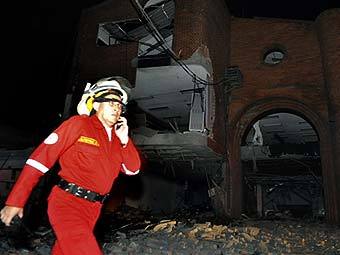 На месте взрыва в Кали. Фото (c)AFP На месте взрыва в Кали. Фото (c)AFP