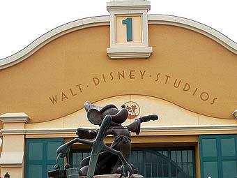  Walt Disney Studios   .   Dan Kamminga   wikipedia.org