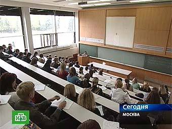 Студенты одного из столичных вузов. Кадр телеканала НТВ
