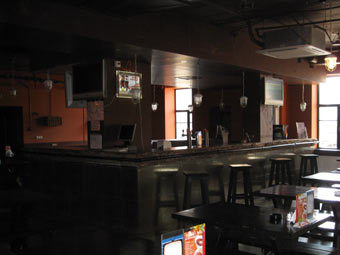 Зал одного из пивных ресторанов "Кружка". Фото с официального сайта