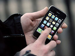 � ����� iPhone � iPod ������ OLED-������ LG