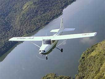 Cessna 172. ���� � ����� aviationexplorer.com