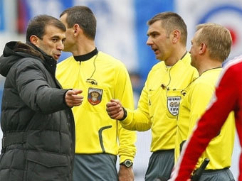 http://img.lenta.ru/news/2009/04/21/referees/picture.jpg