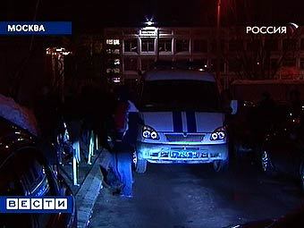 Милиция на месте происшествия. Архивный кадр "Вестей" 