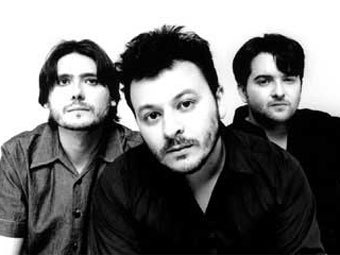 Британцам покажут документальный фильм о Manic Street Preachers