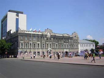 Вид на городскую думу Саратова. Фото с сайта saratovduma.ru