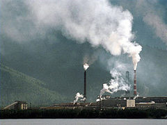 Байкальский ЦБК. Фото с сайта greenpeace.org