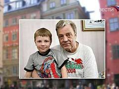 Пааво Салонен с сыном. Фото, переданное в эфире телеканала "Вести 24"