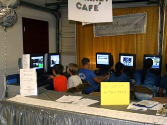 Интернет-кафе в Вашингтоне. Фото с сайта cpcug.org