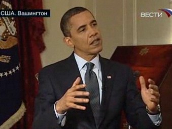 Барак Обама во время интервью российским СМИ. Кадр телеканала "Россия"