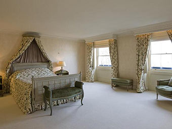 ����������� � Hugh House. ���� � ����� countrylife.co.uk
