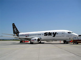 ������� Sky Airlines. ���� Juergen Lehle � ����� albspotter.org
