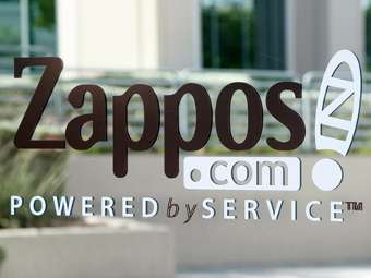 Вывеска на дверях штаб-квартиры Zappos. Фото ©AFP