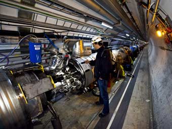 ������� ����� ������������� ������� ����������. ���� �����-������ CERN