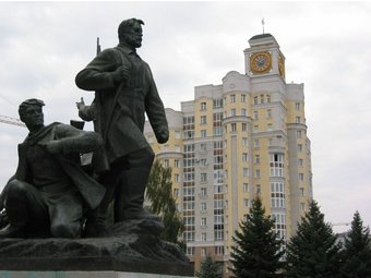 Памятник на Площади Партизан в Брянске. Фото с сайта ГТРК Брянск