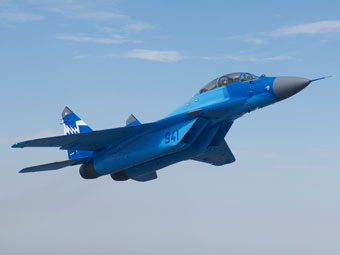 http://img.lenta.ru/news/2009/09/30/fighter1/picture.jpg