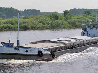 Сухогруз ГТ-18. Фото с сайта riverfleet.ru 