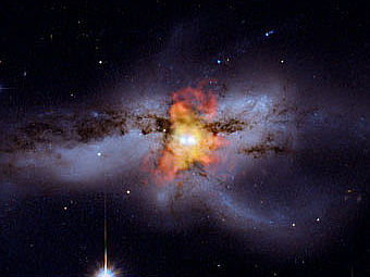  NGC 6240.  NASA 