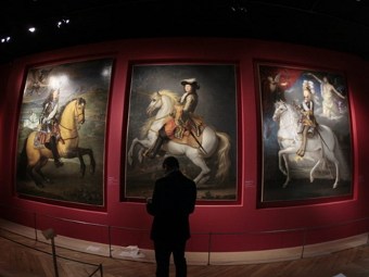    XIV    .  ©AFP