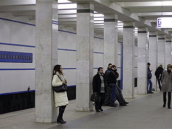 Платформа московского метрополитена. Фото пользователя Alex Rave с сайта wikipedia.org