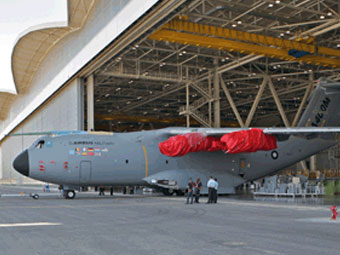 A400M. ���� �����-������ Airbus Military