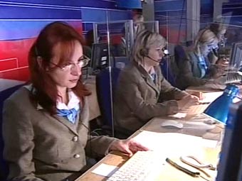 Колл-центр "прямой линии" с Владимиром Путиным. Кадр "Первого канала"