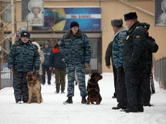 Сотрудники транспортной милиции. Фото с сайта muvdt.ru