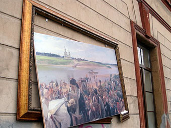 В Санкт-Петербурге разгромили уличную выставку Русского музея