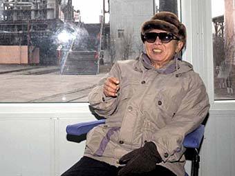 Ким Чен Ир привез детям подарки на вертолете