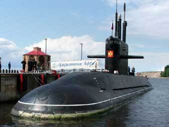 Подводная лодка проекта 677 
"Санкт-Петербург". Фото Юрия Синодова, Лента.ру