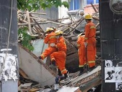 При обрушении стены в китайской школе погибли пять учеников