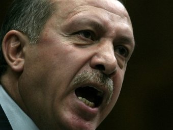 Премьер Турции отменил визит в Швецию из-за резолюции о геноциде армян